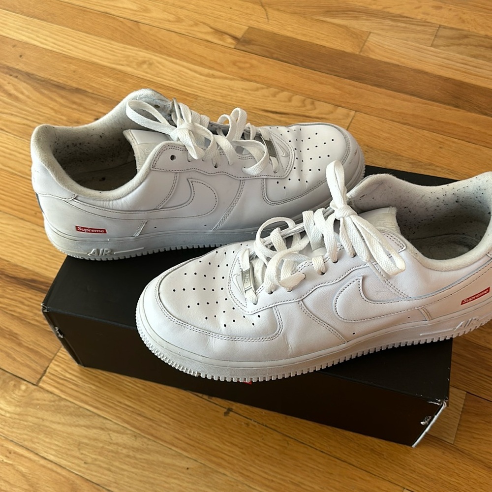 Nike Supreme sneakers